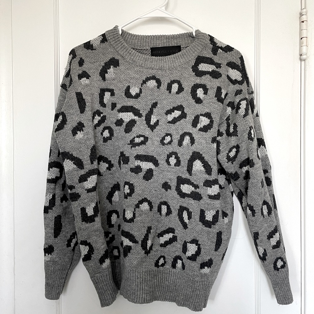 Kendall & Kylie Leopard Print Chunky Sweater